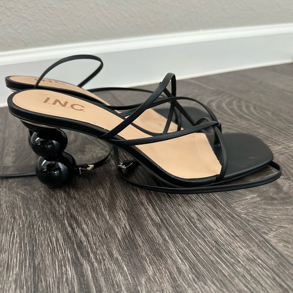 INC Lilliana heel - Picture 6 of 7